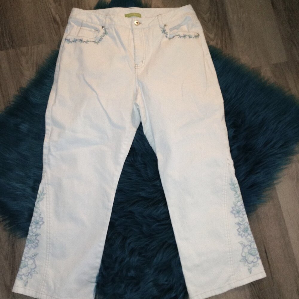 Sigrid Olsen "10" White Denim Capris with Embroidered Details; Boho, Beachcore